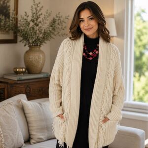 Women’s Anthropologie White Sweater/cardigan Fringe Trim XXS Fits Loose Boho